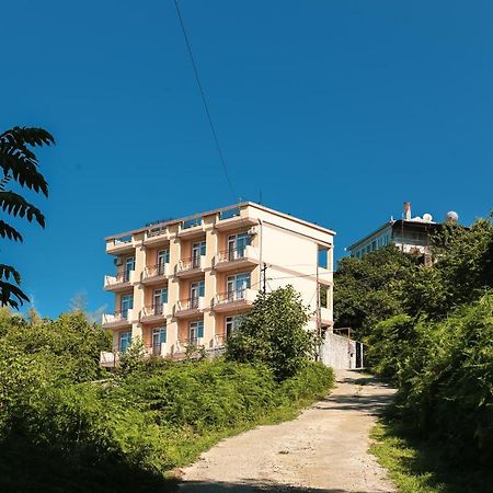 Мини - Гостиница "Любимый Дом" Tsikhisdziri  Exterior photo